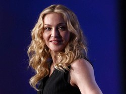 Cara Sukses Madonna: Pamer Bokong