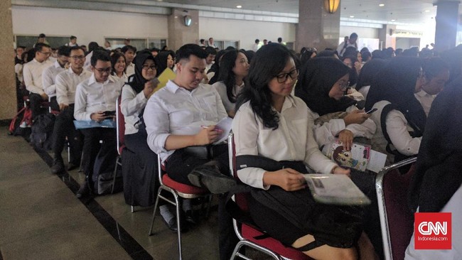 Seleksi kompetensi dasar CPNS di sejumlah lokasi dijadwalkan ulang imbas gangguan internet Telkom.