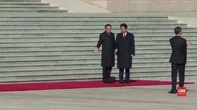 VIDEO: Shinzo Abe Disambut di Tiananmen Square China