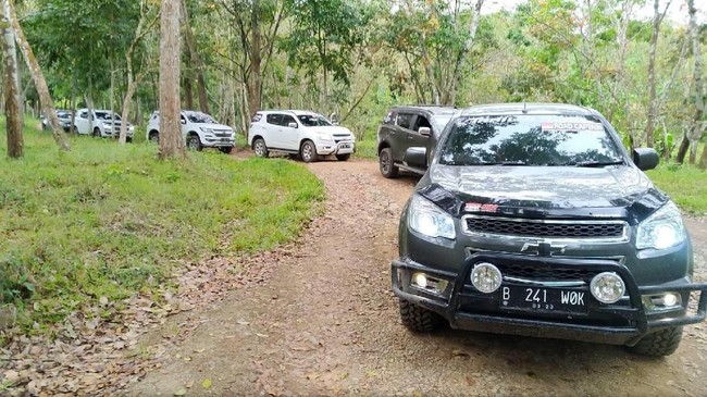 Momen ini sekaligus untuk menjalin silaturahmi dan mempererat tali persaudaraan sesama member.