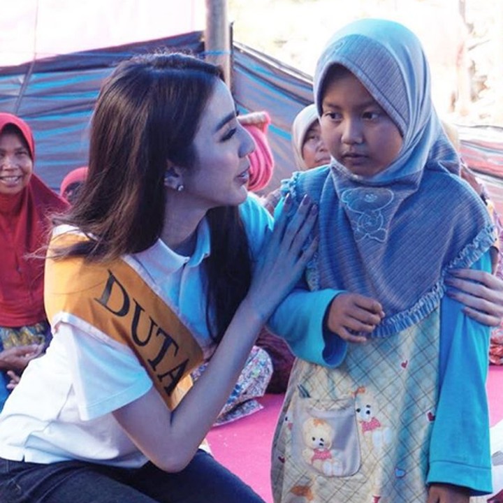 <p><a href="https://wolipop.detik.com/entertainment-news/d-4273564/nadia-purwoko-dari-indonesia-jadi-juara-3-miss-grand-international-2018?_ga=2.47609198.815417349.1540098541-1665698243.1536725039" target="_blank">Nadia Purwoko</a> juga tergabung menjadi duta di Program Keluarga Harapan (PKH). Program ini memberdayakan wanita dan anak-anak. (Foto: Instagram @nadiapurwoko)</p>
