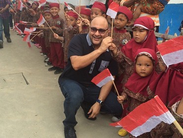 img-title Terungkap Alasan Irwan Mussry Tak Suka Rumah yang Nyentuh Tanah