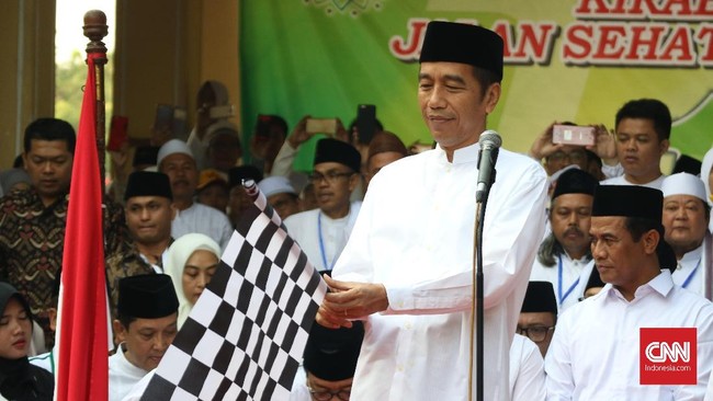 Selain meresmikan tower Universitas Muhammadiyah dan STIKES Lamongan, Jokowi juga membuka Muktamar ke-21 Ikatan Pelajar Muhammadiyah di Sidoarjo.