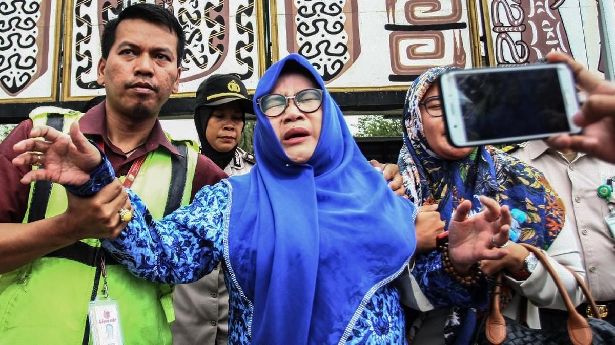 FOTO: Duka Keluarga Korban Jatuhnya Pesawat Lion Air JT610