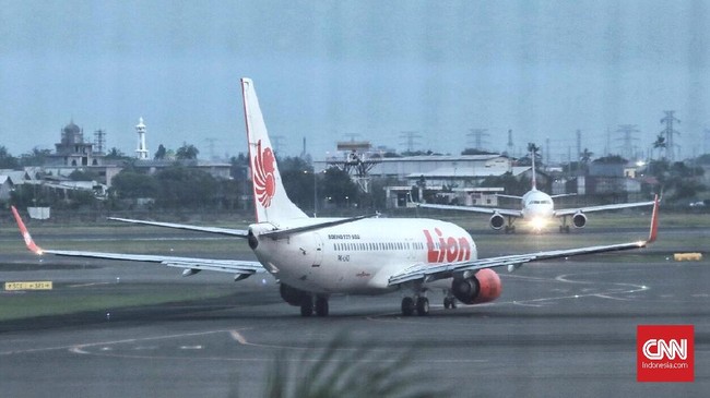 Maskapai Lion dan Wings Air hari ini akan memberlakukan kebijakan bagasi berbayar. Besaran biaya disesuaikan dengan rute dan jam penerbangan.