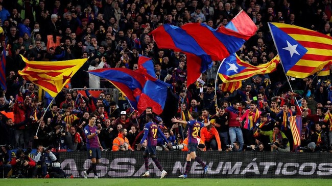 Barcelona berhasil menghancurkan Real Madrid dengan skor telak 5-1 dalam El Clasico La Liga. Berikut rekor-rekor yang tercipta di balik hasil tersebut.