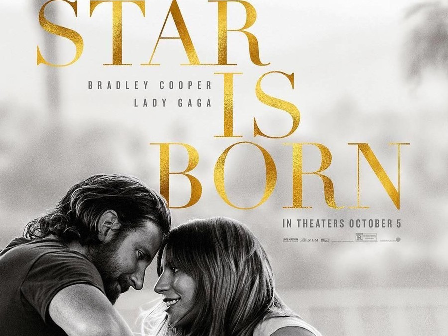 Film A Star is Born dapat banyak pujian dan review positif dari penonton dan kritikus film. Film ini juga telah memiliki keuntungan lebih dari 126 juta dolar.