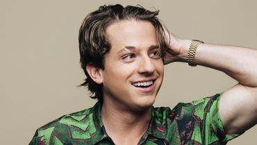 Lirik Lagu Girlfriend - Charlie Puth