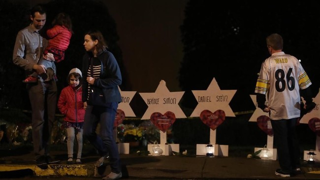 Sejumlah kelompok Muslim Amerika Serikat menggalang dana untuk korban penembakan di sinagoge Pittsburgh yang menewaskan 11 orang pada akhir pekan lalu.