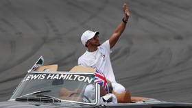 Hamilton Sebut F1 Akan Rindukan Alonso