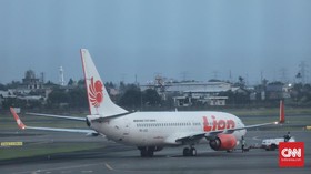 Terbang 15 Menit, Pesawat Lion Air Surabaya-Jakarta Mendarat Lagi