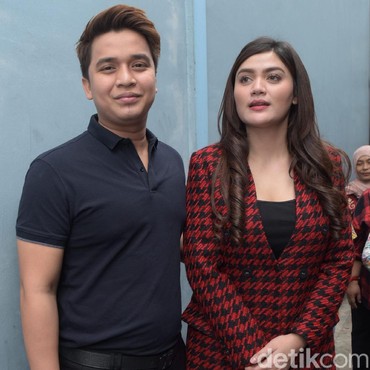 Video Mesra Kesebar, Hilda Vitria dan Billy Syahputra Balikan?