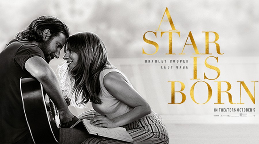 Album A Star Is Born berhasil memecahkan rekor menepati posisi teratas Billboard 200 selama tiga minggu berturut-turut.