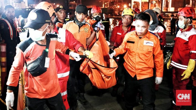 Tim SAR Gabungan telah mengumpulkan 52 kantong jenazah yang berisi potongan tubuh korban Lion Air JT-610 hingga Rabu (31/10). 