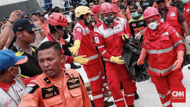 Kepala Basarnas mengatakan total 34 kantong jenazah yang dibawa ke Jakarta saat ini langsung diidentifikasi di RS Polri Kramat Jati.