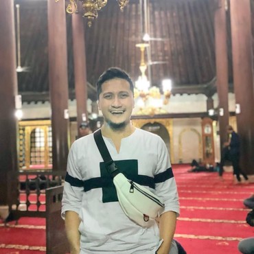 Arie Untung Unggah Momen Terakhir Bersama Ustaz Steven: Selamat Jalan Koh