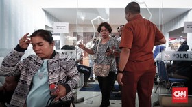 Padati RS Polri, Keluarga Korban Lion Air Harap Temuan Baru