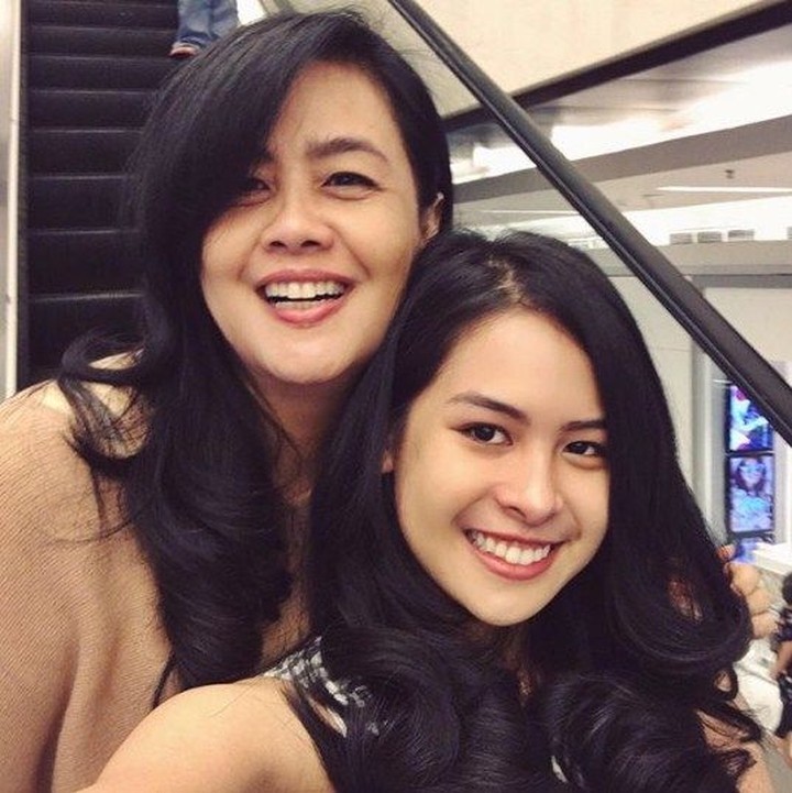 Intip Foto Maudy Ayunda dan Bundanya, kayak Kakak dan Adik - Foto 8