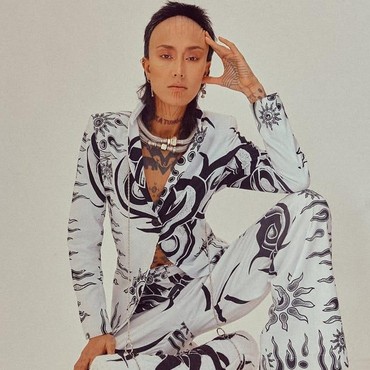 Lama Menghilang, Fahrani Umumkan Kelahiran Anak Laki-laki