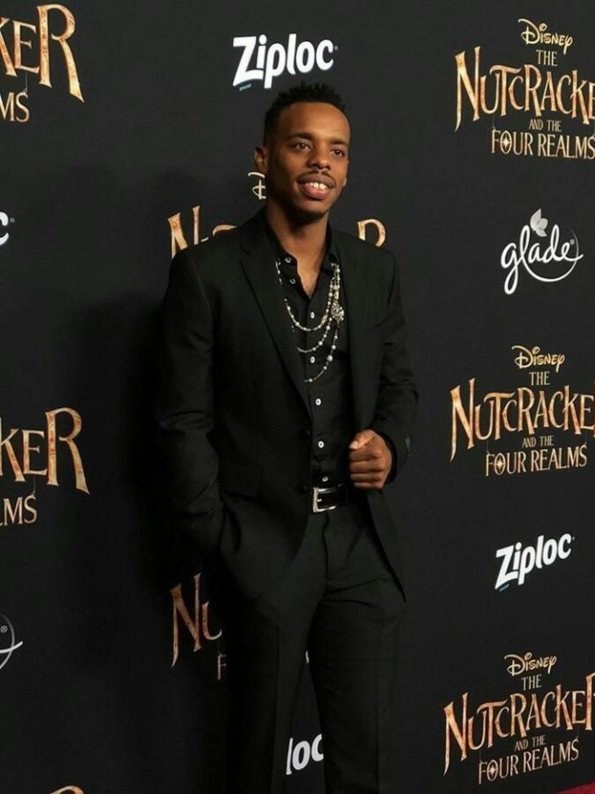 Tak lama lagi akan dirilis&comma; film The Nutcracker and the Four Realms baru saja mengadakan gala premiere di Los Angles&comma; Amerika Serikat&comma; Selasa &lpar;30&sol;10&rpar;&period;