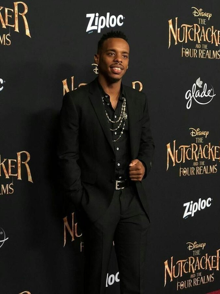 Tak lama lagi akan dirilis, film The Nutcracker and the Four Realms baru saja mengadakan gala premiere di Los Angles, Amerika Serikat, Selasa (30/10).