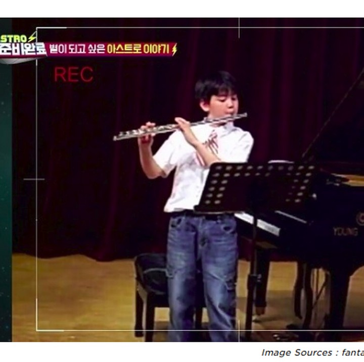 <p>Cha Eun-woo juga sudah berbakat dari kecil di bidang musik. (Foto: fantagio entertainment via kpopmap)</p>