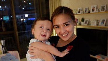 Cinta Kasih 4 Ibu Selebriti untuk Buah Hati