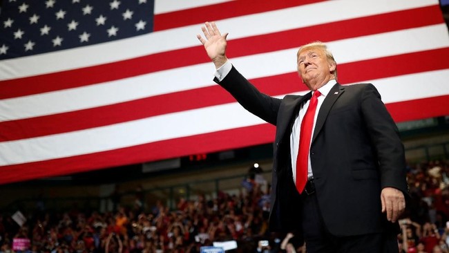 Presiden Amerika Serikat (AS) Donald Trump menyatakan negaranya akan mengajukan calon duta besar baru untuk PBB. Ia juga membuka ruang merombak kabinetnya.