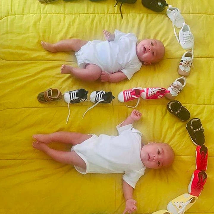 <p>Si kembar semakin lucu dan lagi suka ngoceh-ngoceh. (Foto: Instagram: @apriljasmine85)<br /><br /></p>