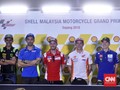 Tim Sepak Bola XI Versi Vinales: Rossi Striker, Tanpa Marquez