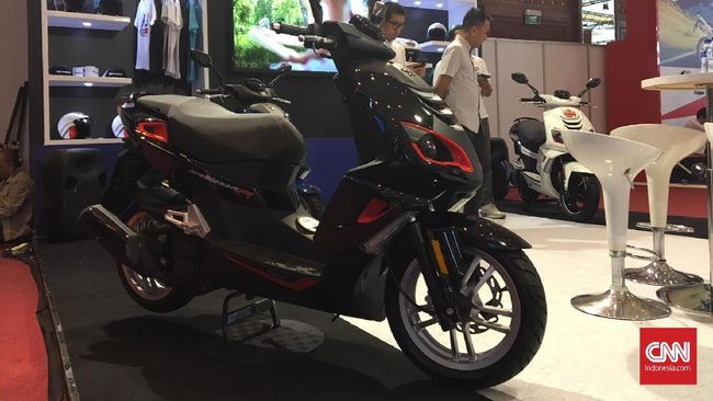 Garansindo Lepas Kepemilikan Peugeot di Indonesia Sejak awal 2017, Stokeswood Group menggantikan Garansindo International sebagai pemegang bisnis sepeda motor Peugeot.
