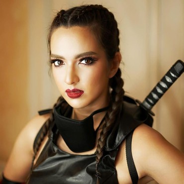 Sering Disebut Panutan, Gaya Nia Ramadhani Dikritik Netizen