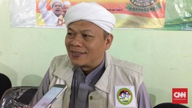 Al Khaththath Harap Ahok Belajar Islam