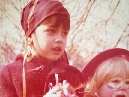Intip 7 Foto Masa Kecil Sophia Latjuba yang Menggemaskan