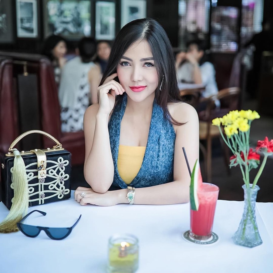 Bella Shofie Berikut daftar tujuh kehamilan artis yang paling mencuri perhatian sepanjang 2018.