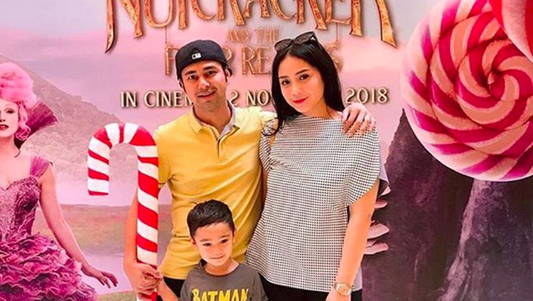 Jawaban Nagita Slavina Saat Rafathar Bertanya Tentang Tuhan 