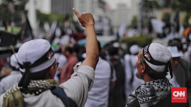 Sebelumnya, larangan bagi eks HTI menjadi calon presiden, calon kepala daerah dan anggota legislatif tak pernah ditulis tersurat.