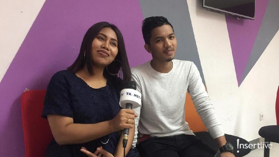 Evi Masamba mengungkap sikap manis sang suami setelah resmi menikah.