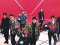 Personel EXO Ramai-ramai Antar Xiumin Wamil
