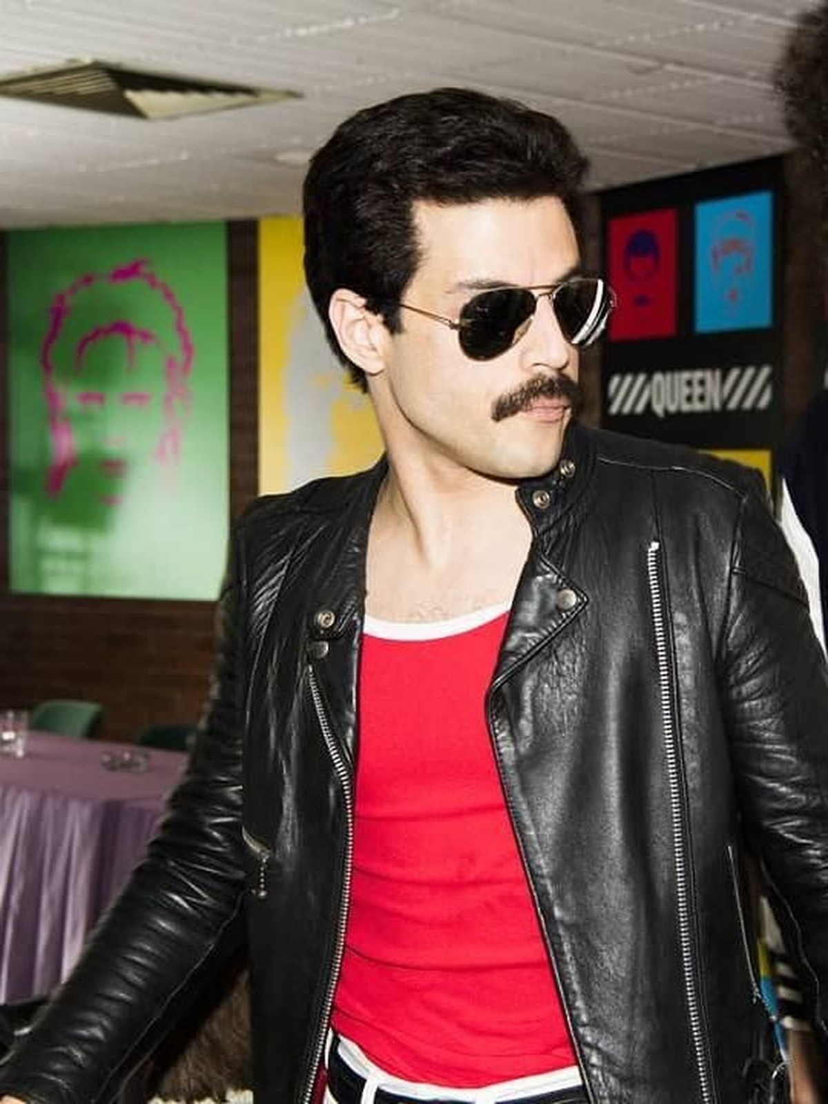 Bohemian Rhapsody bercerita Queen yang menggemparkan stadion Wembley&comma; London&comma; dalam festival Live Aid&period; Dari film ini terungkap fakta-fakta menarik dari Queen&period;