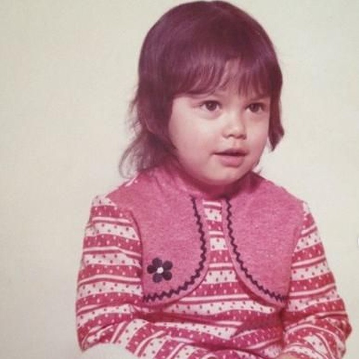 <p>Manis banget senyum <a href="https://hot.detik.com/celeb/d-4284817/posting-foto-pria-bule-sophia-latjuba-the-most-handsome-husband?_ga" target="_blank">Sophia Latjuba</a> waktu kecil ya. (Foto: Instagram @sophia_latjuba88)<br /><br /></p>