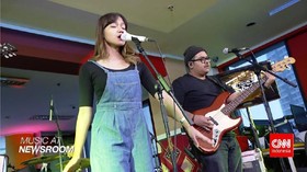 Music at Newsroom: Reality Club - 'A Graceful Retreat'
