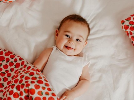 20 Nama Bayi Perempuan Islami Dua Kata Berawalan R