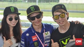 'Valentino Rossi Palsu' Jadi Rebutan di MotoGP Malaysia