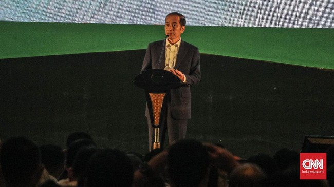 Komnas HAM meminta Jokowi selaku kepala pemerintahan memerintahkan Jaksa Agung HM Prasetyo untuk menyelesaikan 13 berkas kasus pelanggaran HAM berat.