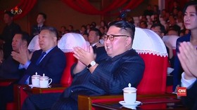 VIDEO: Persembahan Seniman China untuk Kim Jong-Un