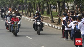 Mahasiswa Gugat Aturan Lampu Motor Wajib Nyala Siang Hari