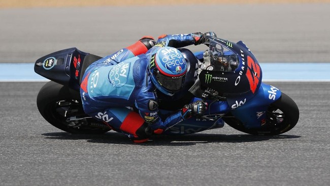 Pebalap Sky Racing Team VR46 Francesco Bagnaia menjadi juara dunia Moto2 2018 di Moto2 Malaysia di Sirkuit Iternasional Sepang, Minggu (4/11).