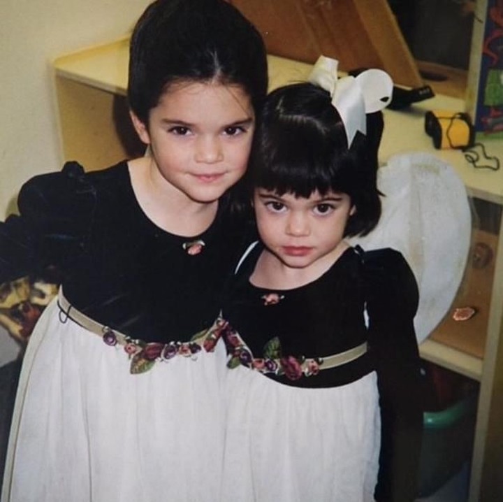 <p>Mirip nggak, Bun? (Foto: Instagram @kyliejenner)</p>