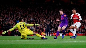 Arsenal vs Liverpool Imbang di Babak Pertama